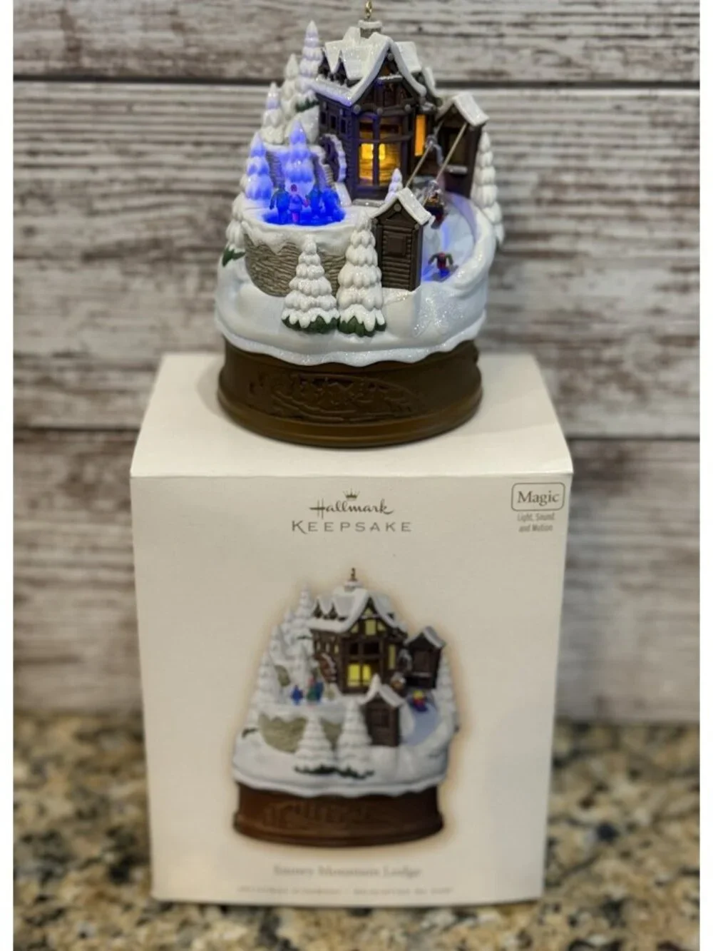 2007 Hallmark Keepsake 